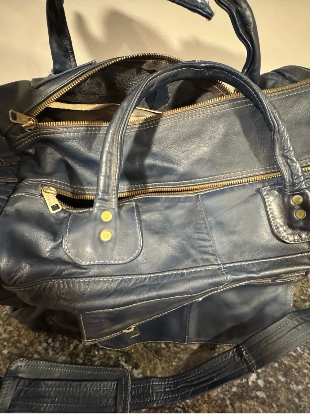 N/A spacious navy